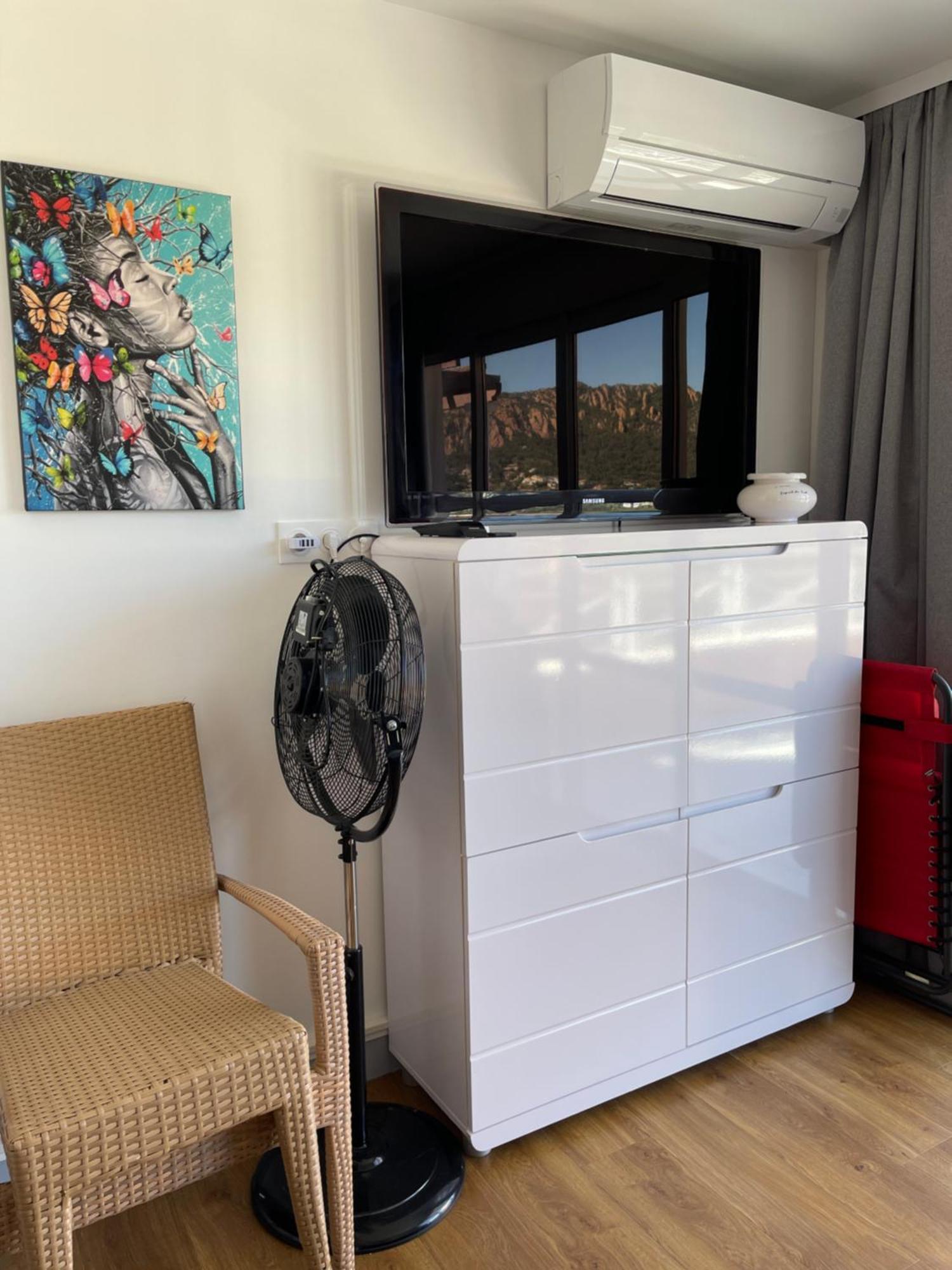Appartement Cap Esterel 4/5 Personnes Saint-Raphaël المظهر الخارجي الصورة