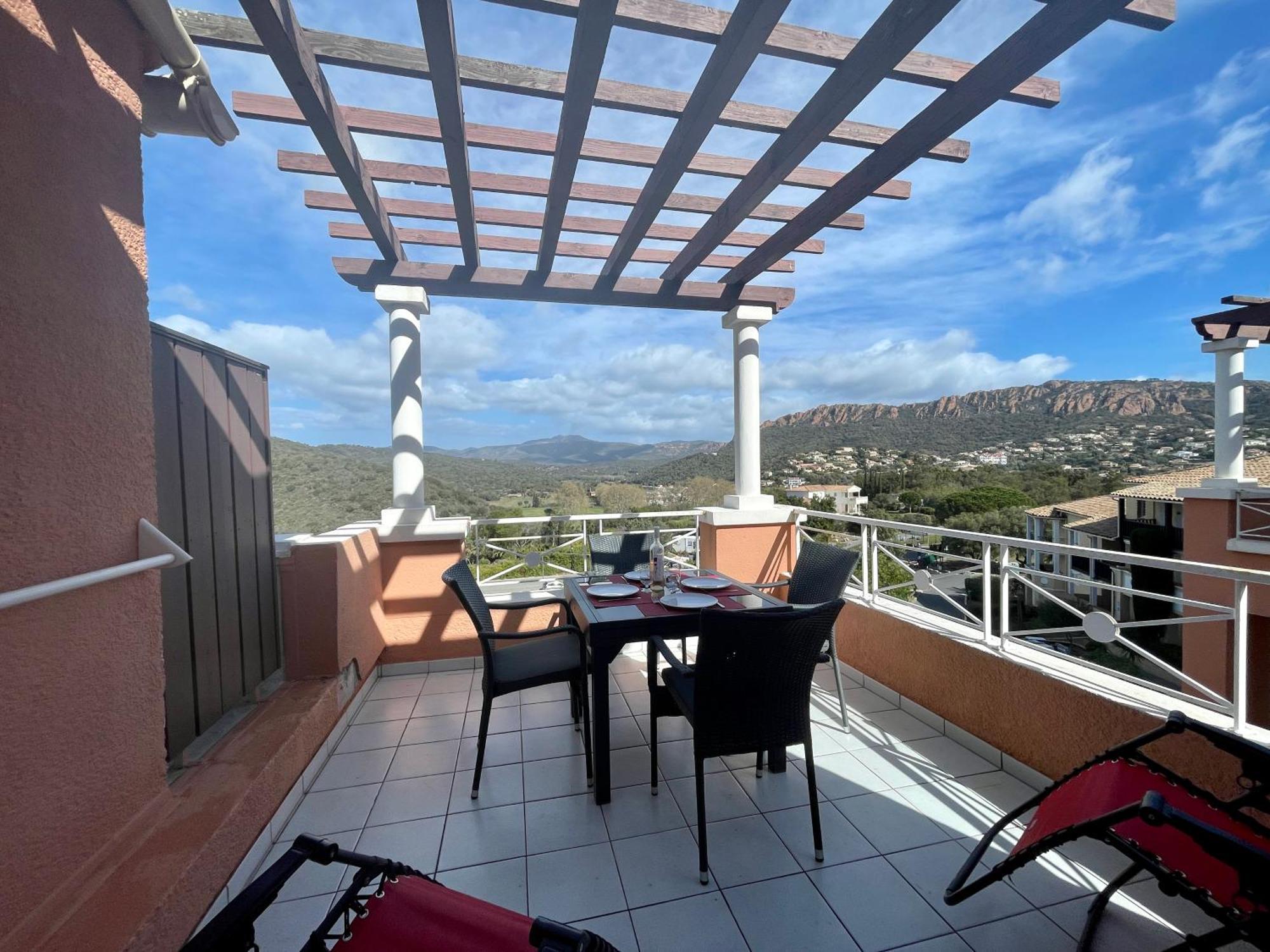 Appartement Cap Esterel 4/5 Personnes Saint-Raphaël المظهر الخارجي الصورة