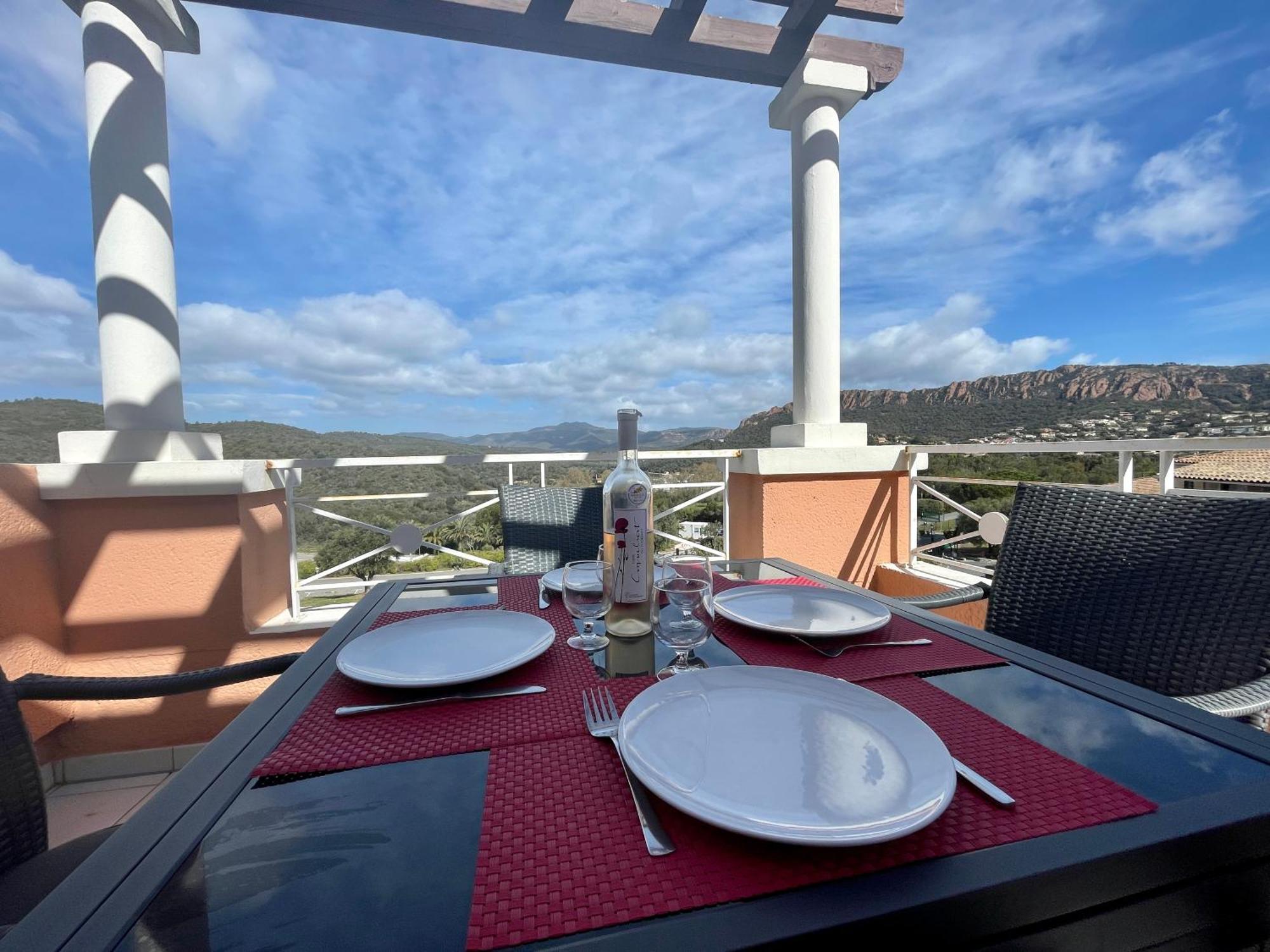 Appartement Cap Esterel 4/5 Personnes Saint-Raphaël المظهر الخارجي الصورة