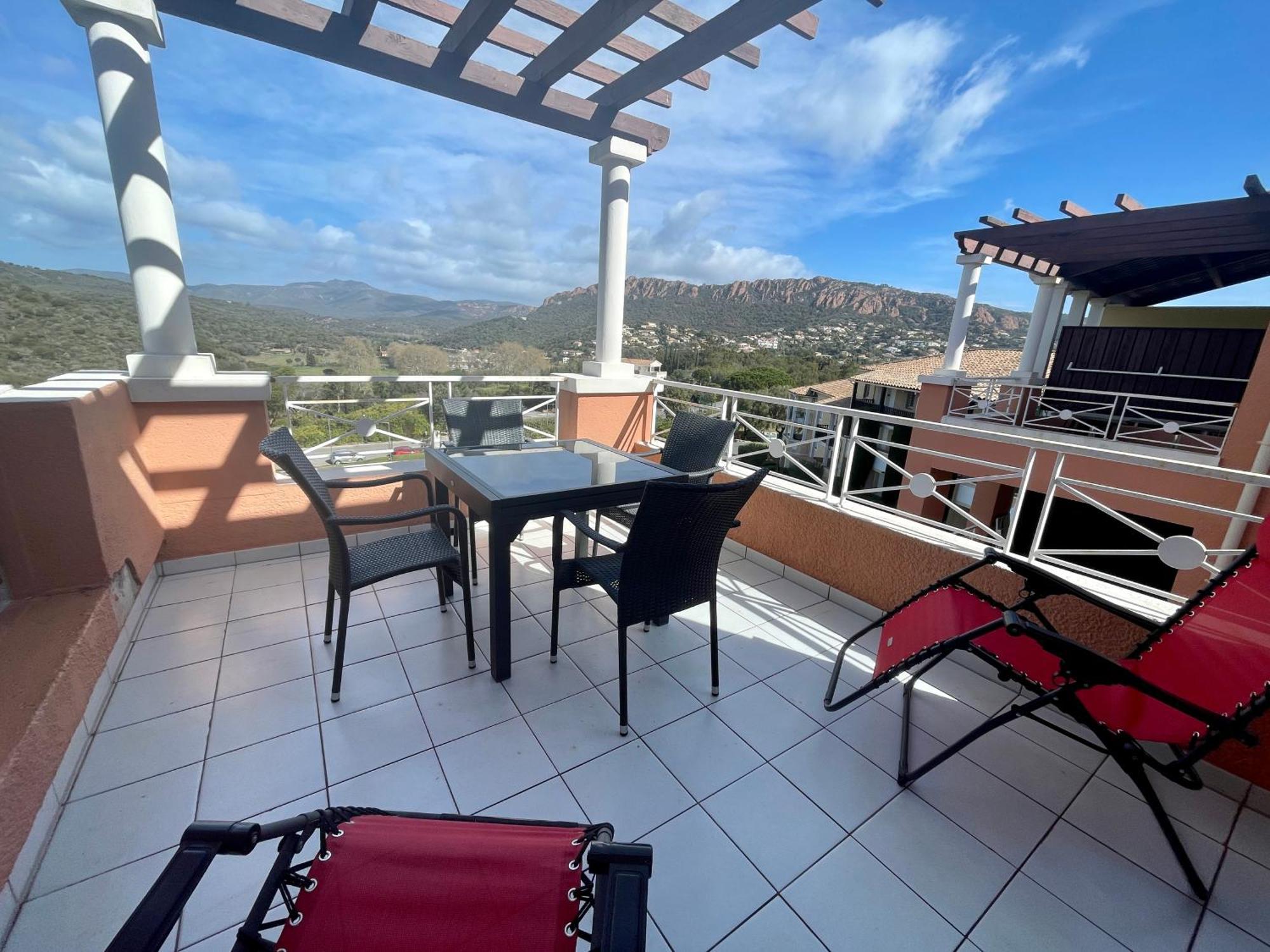 Appartement Cap Esterel 4/5 Personnes Saint-Raphaël المظهر الخارجي الصورة